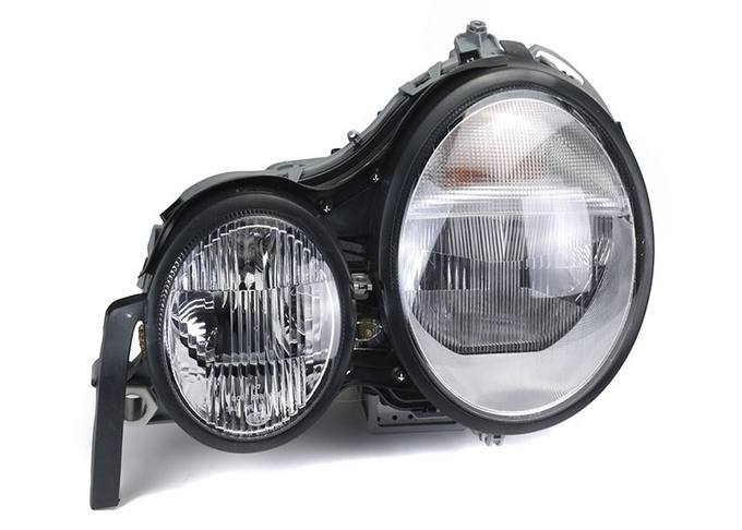 Mercedes Headlight Assembly - Driver Side (Xenon) 2108204961